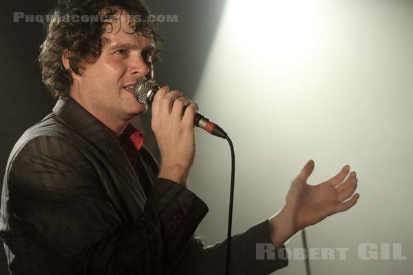 ELECTRIC SIX - 2012-11-26 - PARIS - La Maroquinerie - 